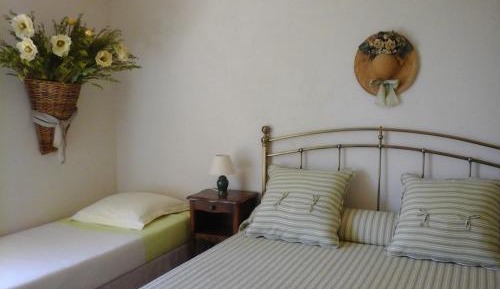 Triple Room with Garden View