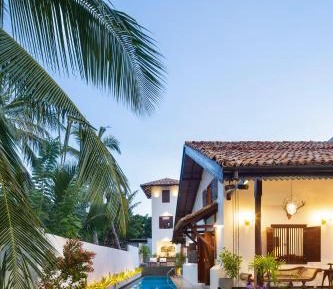 Colonial villa with pool