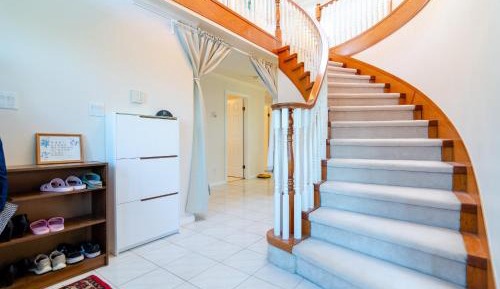 Deluxe King Suite