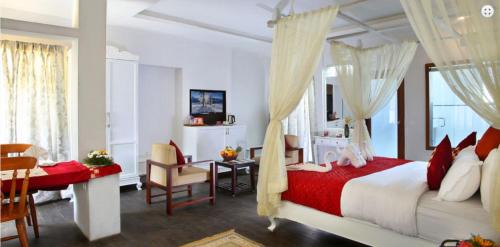 Suite with Balcony
