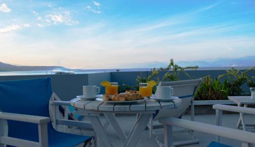 Family Room with Sea View