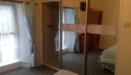 Deluxe Double Room with Shower