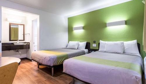 Quadruple Room - Non-Smoking