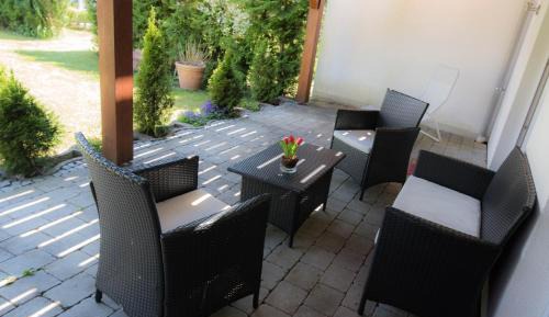Apartment mit 2 Schlafzimmern und Terrasse - Wolf