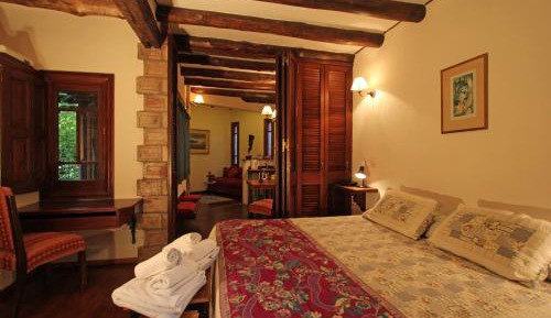 Suite with Garden View