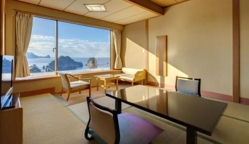 Dinner Time 17:30 - Japanese-Style Room with Standard Dinner and Breakfast (West Building) - Non-Smoking