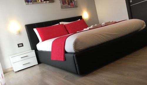 Deluxe Double or Twin Room with City View