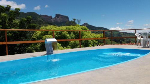 Double or Twin Room with Mountain View