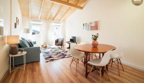 Superior One-Bedroom Apartment