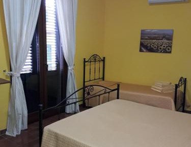 Triple Room with Private Bathroom