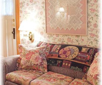 Queen Room with Garden View