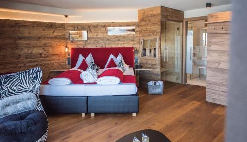Suite with Sauna