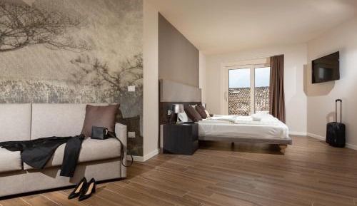 Junior Suite with Balcony (3 Adults)