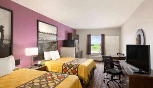 Queen Room with Two Queen Beds - Non-Smoking