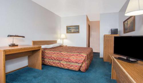 King Room- Non-Smoking