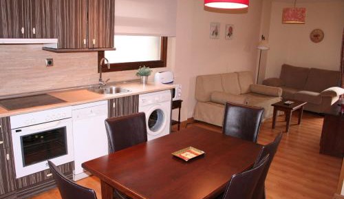 Apartment (4 Adults)