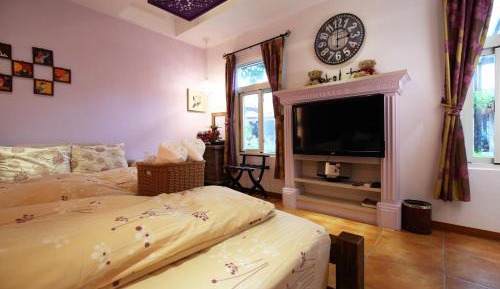 Deluxe Double Room with Garden View