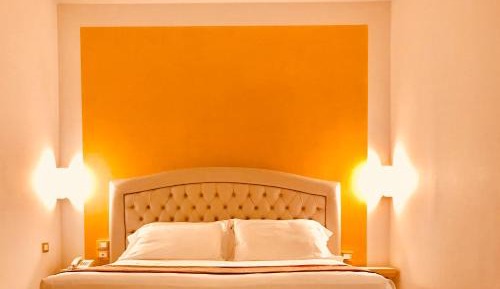 Suite with Spa Access