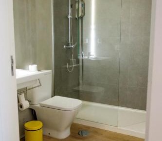 Bunk Bed in Mixed Dormitory Room