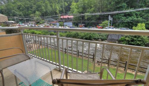 King Room - Non-Smoking