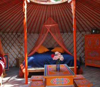 Yurt (4 People)