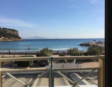 Studio Apartment with Sea View