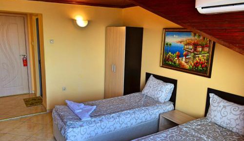 Twin Room with Sea View