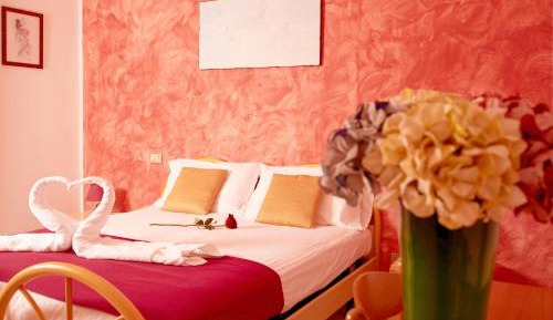 Two-Bedroom Apartment (4 Adults)