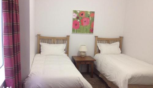 Family Room (4 Adults)