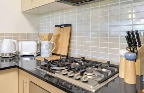 Bungalow Apartment | Inner city Cairns vacation unit