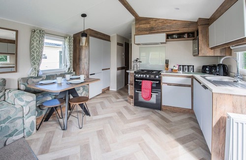 Cardigan House | 2 bedroom accommodation in St Dogmaels, Pembrokeshire