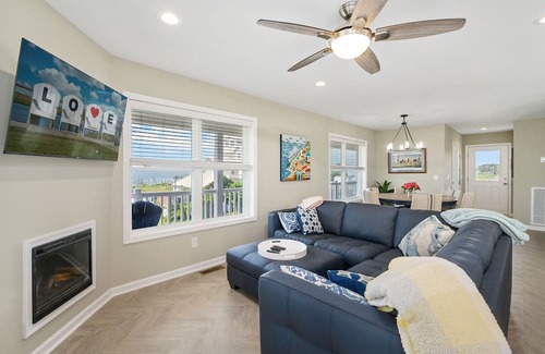 Chincoteague House | The Porpoise of Life - Spectacular Brand New Waterfront!