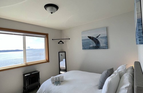 Kodiak House | Cliffside Oceanview home with views of the channel