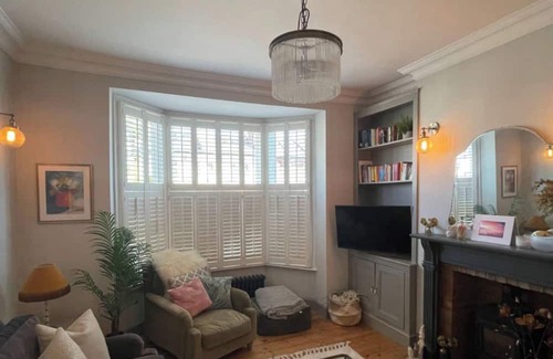 Snaresbrook House | Luxury Bohemian 3BD Family Home - Wanstead!