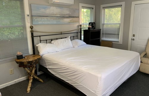 Circleville House | Beautiful oasis in Middletown NY