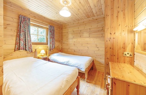 Ledbury Cabin | 2 bedroom accommodation in Ledbury