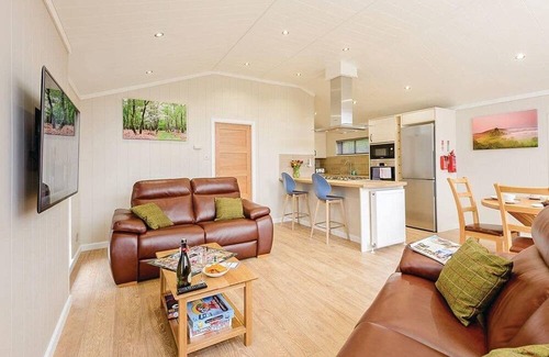 Holton Heath Cabin | 1 bedroom accommodation in Holton Heath