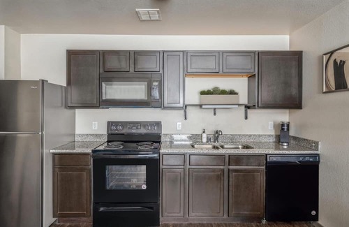 Prospect Park Apartment | Minneapolis | Campus Studio U of M Apartment