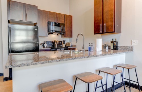 Westown Apartment | Milwaukee | Charming 1BD/1BA Downtown Apartment