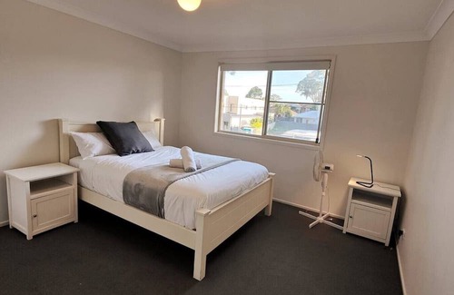 Liverpool House | Spacious 3 bedrooms Free parking