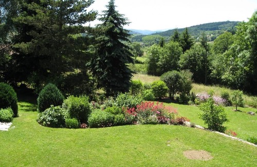 Chenelette House | La Voisinée - Chenelette