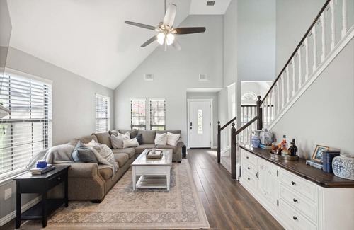 Fort Worth House | Secluded Lake Front Delight!