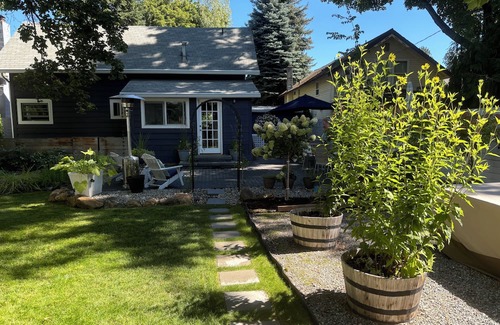 Coeur d'Alene Cottage | Cozy cottage with historic charm steps from Lake Coeur d’Alene!
