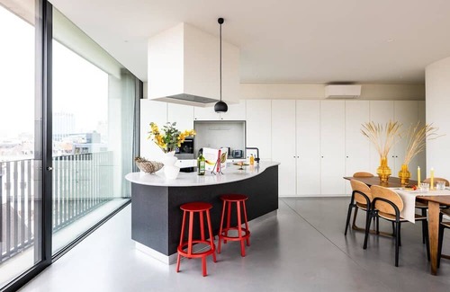 Stalingrad Apartment | Corner Apartment Summ