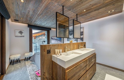 Beranger Ski Chalet | Chalet Chardy - Five Bedroom Chalet, Sleeps 12