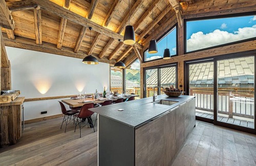 Villarabout Ski Chalet | Chalet Grosjean - Five Bedroom Chalet, Sleeps 10