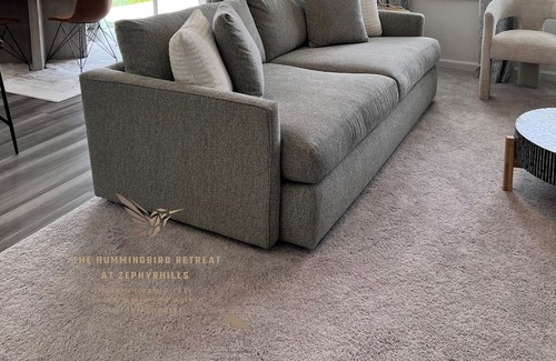 Zephyrhills House | The Hummingbird Retreat