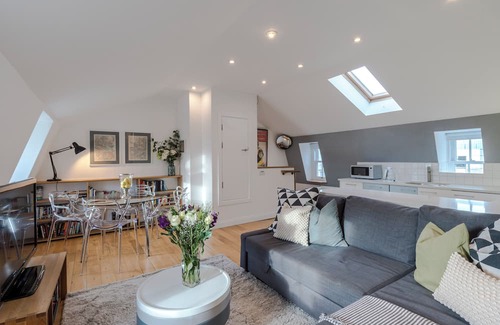 Kings Cross St. Pancras Apartment | Central Kings Cross Penthouse