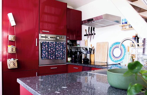 Cenon Apartment | Bright 67 m2 apartment with garage