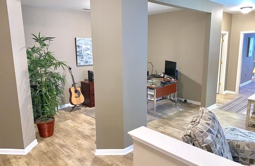 Essex Condo | Cozy, clean, peaceful and modern condo in safe area. Come lay back & Relax!